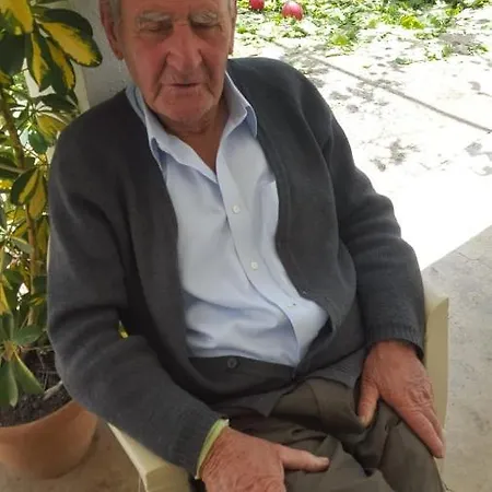 The Grandfather's Himare