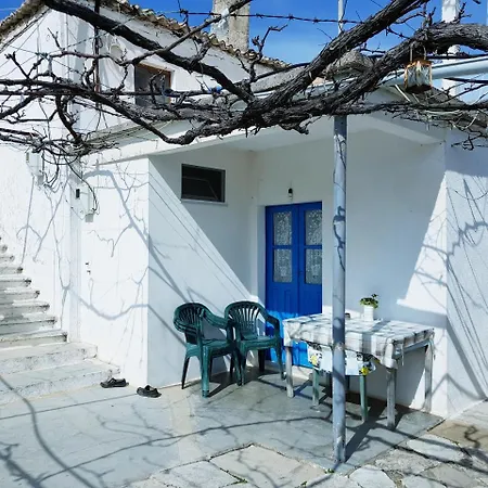 The Grandfather's Casa de Campo Himare